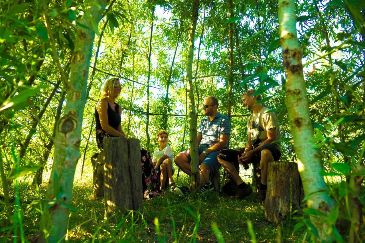 De Smishoeve Met Kinderpret, Dieren En Wellness *